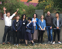 Gruppe japanischer Studierender