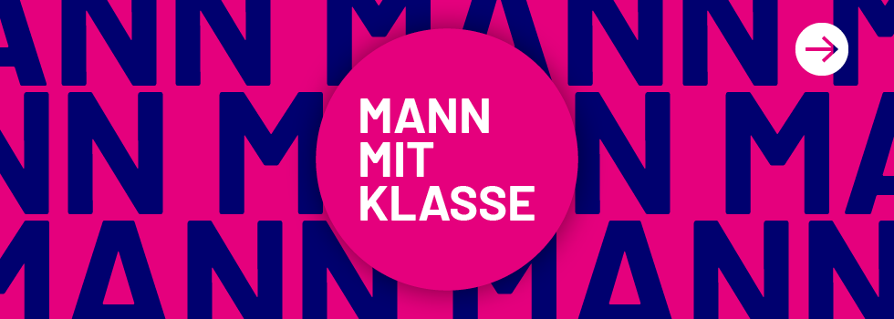 3_Postkarte_Mann_mit_Klasse_Header