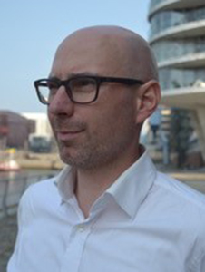 Prof. Müller
