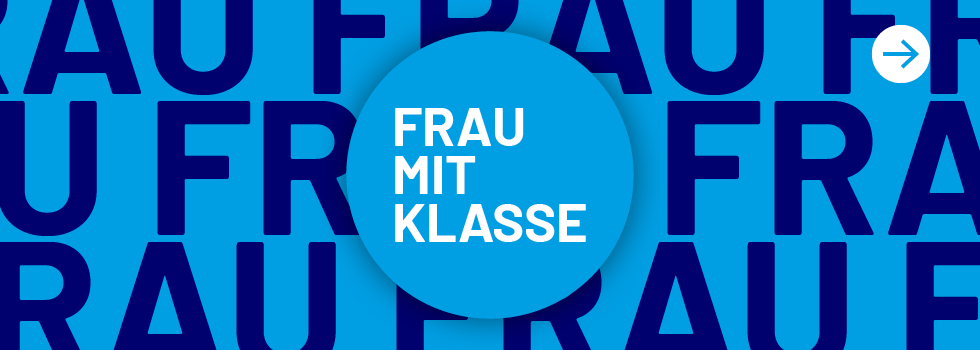 Postkarte_Frau_mit_Klasse_Header