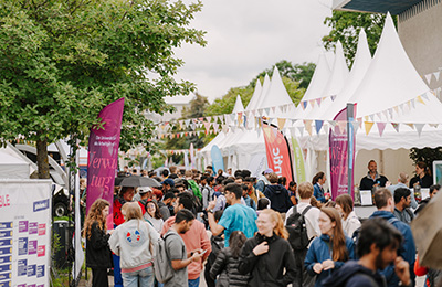 Jobshere auf dem Campus (c) Stefan Deutsch